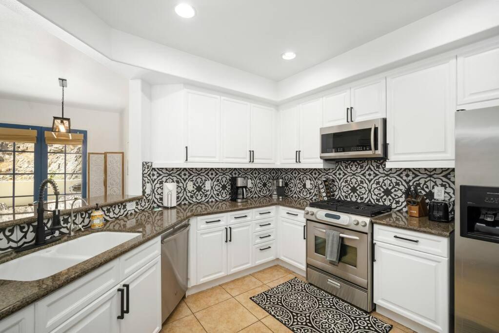 Legacy Villas: Spacious 3-Bed Villa with Pool Access and Entertainment La Quinta Exterior photo