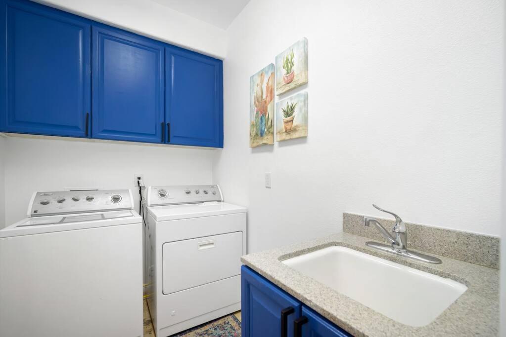 Legacy Villas: Spacious 3-Bed Villa with Pool Access and Entertainment La Quinta Exterior photo